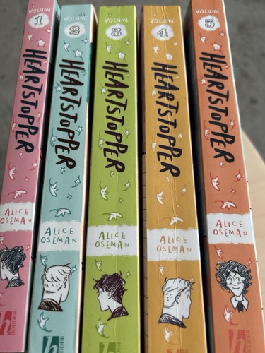 Heartstopper Series Volume 1-5 Alice Oseman Books Collection Set Graphic Novel