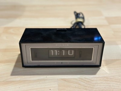 【希少】40s general electric クロック ネイジャパ Vintage General Electric GE Lighted Flip Alarm Clock Model 8142-4