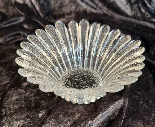 Blenko Art Glass Textured Daisy Bowl 847S Clear Daisy Sunflower 7 x 3