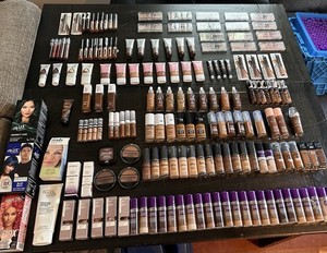 Assorted Full Size Makeup Mixed Lot Longwear Matte CoverGirl L'Oréal Revlon