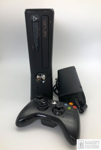 Microsoft Xbox 360 S • 250GB • Black • Gaming Console • Very Good • + Controller