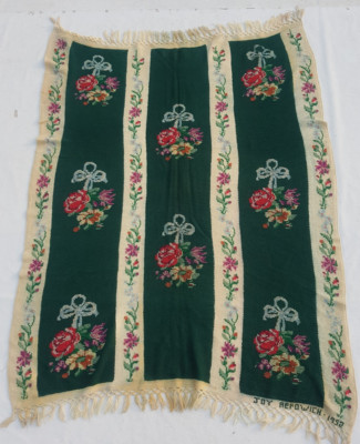 Vintage traditioneller handgefertigter Blumen Teppich für Wohndeko 215x180 cm