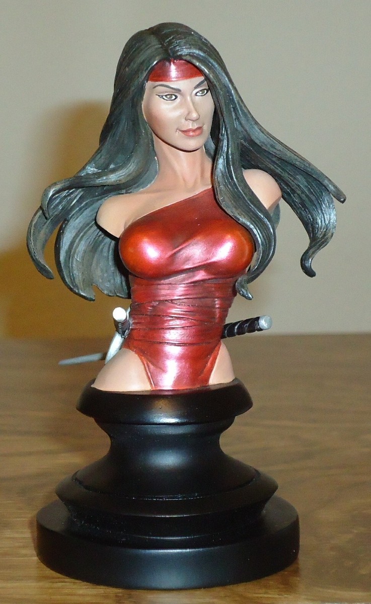 ✿ ELEKTRA MINI-BUST / MARVEL Elektra Marvel Icons Bust, Limited Edition, #780 of 2,000