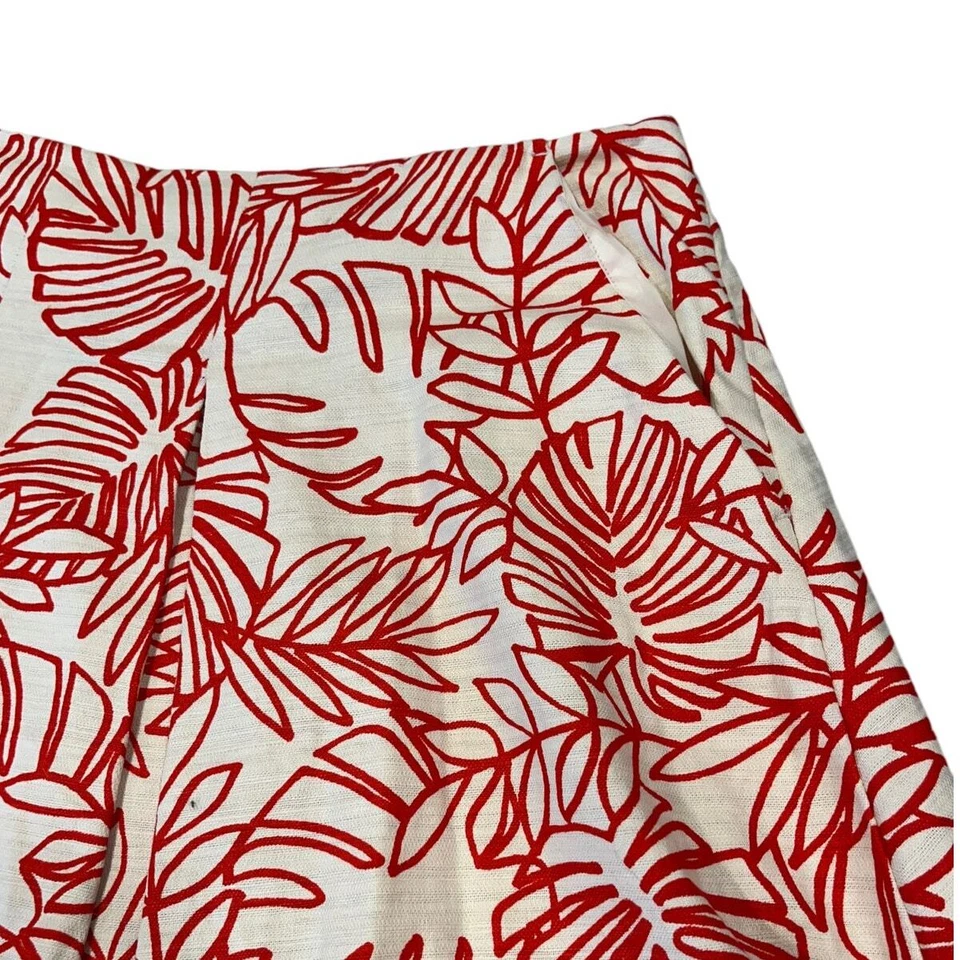 Falda circular plisada con caja de hojas florales mezcla de lino Lane Bryant Plus talla 20 Foto 3 de 4