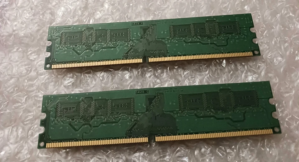2 x Micron MT8HTF6464AY-53ED7 PC2-4200U 512MB 533Mhz CL4 DDR2 Desktop Memory  - Image 2 of 2