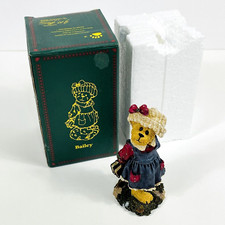2003 Boyds The Bearstone Collection 228411 Bailey... Off to School with Box