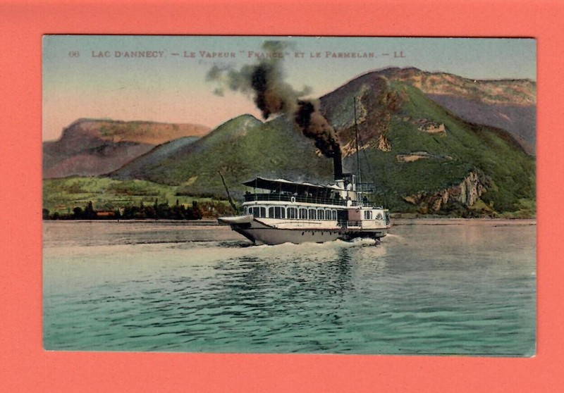 OCEAN SHIP FRANCE VINTAGE POSTCARD 2202