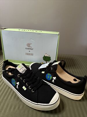 NIB Cariuma W13/M11.5 PEANUTS OCA Low Earth Day Black Canvas Sneakers