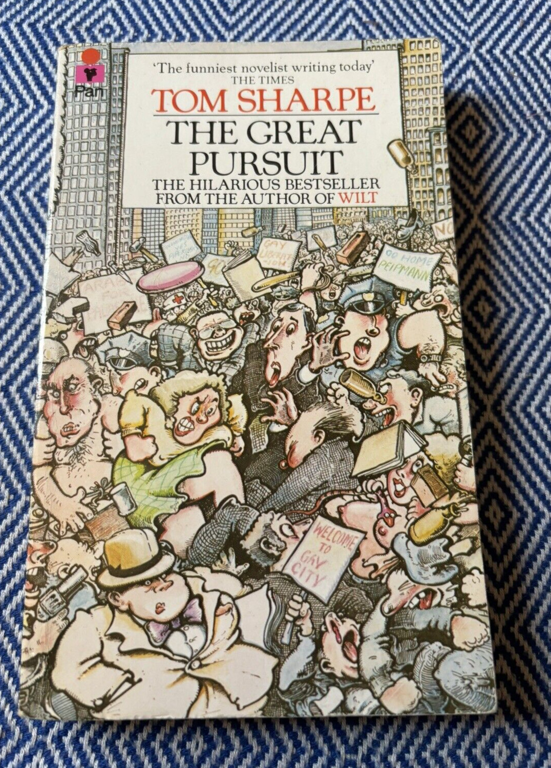 The Great Pursuit : Tom Sharpe Pan version paperback