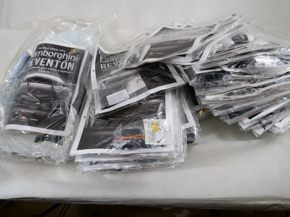 Altaya Lamborghini Reventon Offset Nuovo Completo Kit 1/10 - Immagine 2 di 4