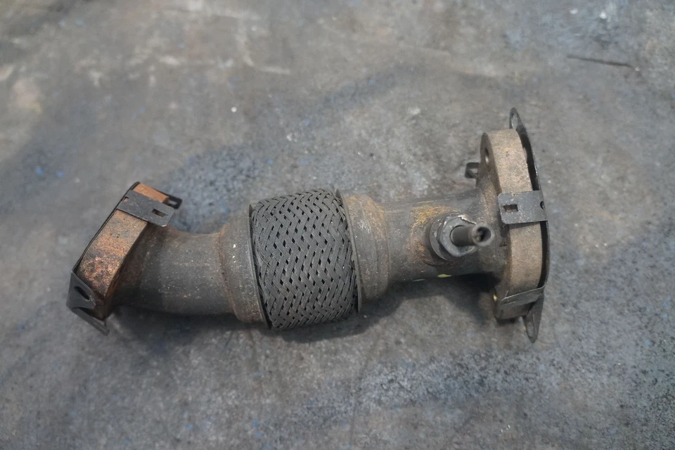 Tubo tubo turbocompresor colector de escape 6,7 L diésel Ford F250 Super Duty 2019 Foto 2 de 3