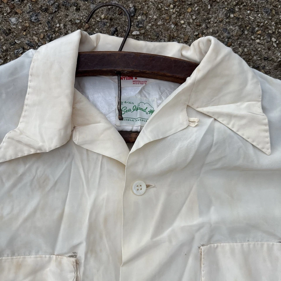 Винтажная рубашка 50-х из ацетата нейлона с петлевым воротником цвета слоновой кости маленькая средняя Sea Island - Изображение 3 из 4