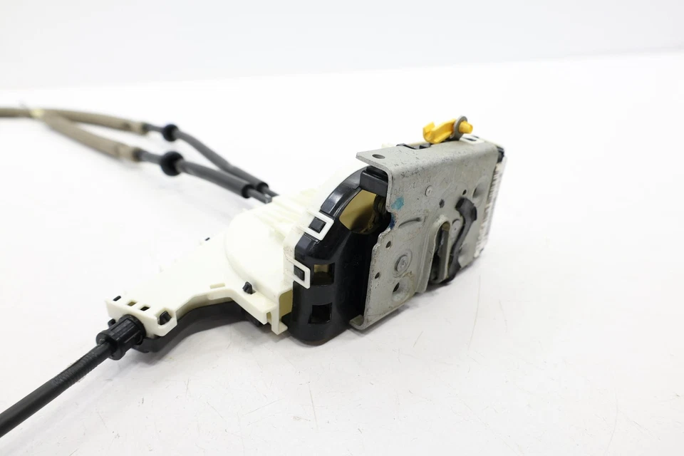 Actuador de bloqueo de pestillo de puerta delantera izquierda Chrysler Pacifica 2017-2025 OEM 68211097AD Foto 4 de 4