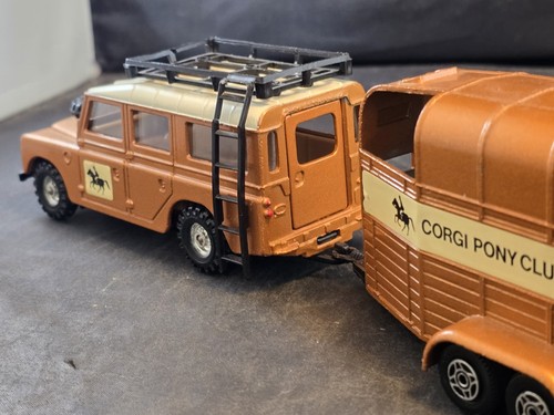 Corgi Vintage Pony Club Land Rover 109 WB,Rice Beaufort Horse Box TRAILER, Rider - Picture 17 of 17