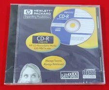 O) Hewlett Packard CD Recordable Media CD-R C4437A 650 MB/74 Minutes