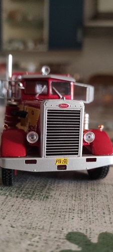 PETERBILT 281 (1962) Camion Americani De Agostini Scala 1/43 - Foto 4 di 18
