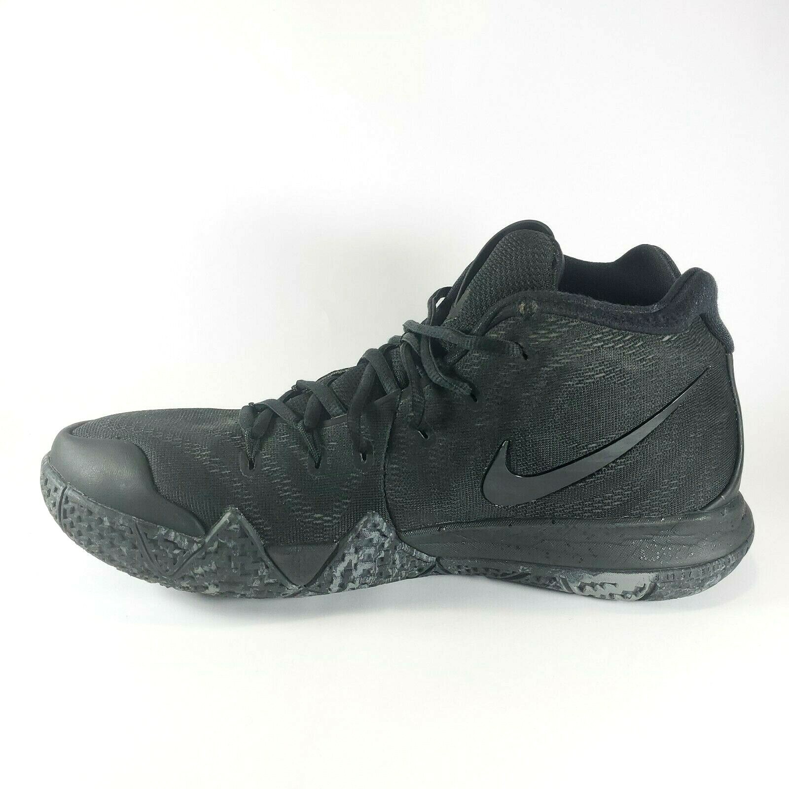 kyrie 4 black