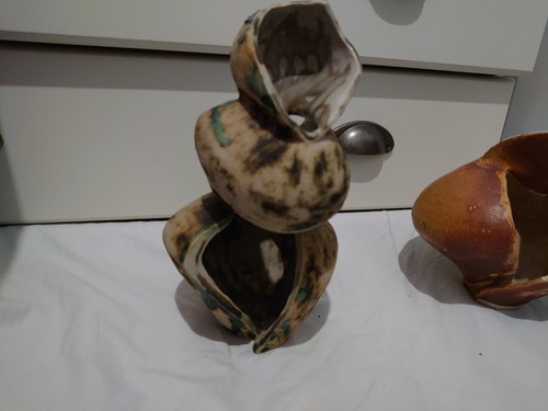 Vintage Ceramic pair of shell shaped abstract art statue's - Picture 2 of 21