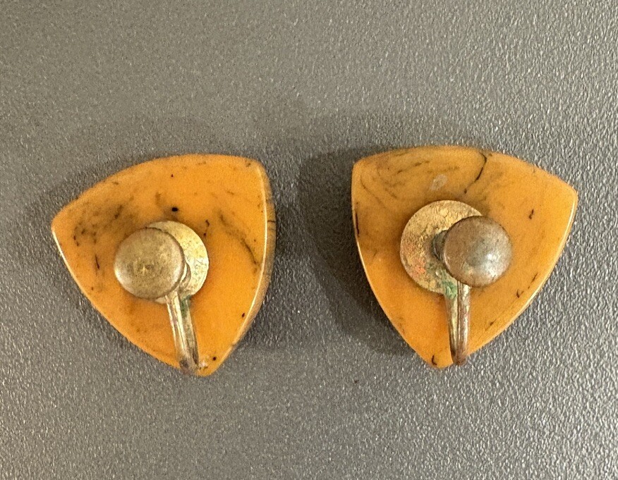 Bakelite Butterscotch Triangle Screwback Earrings… - image 7