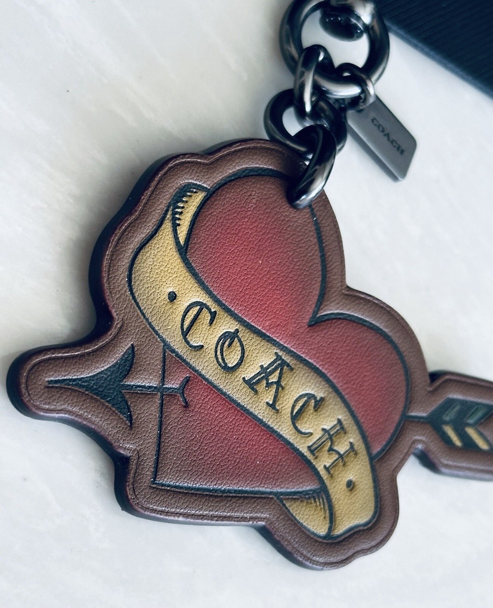 COACH TATTOO HEART & ARROW LEATHER BAG CHARM SADDLE/MULIT
