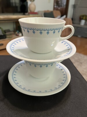 Vintage Corelle Pyrex Snowflake Blue Coffee Cups & Saucers Set of 2. Pretty/Nice