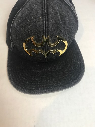 Batman Snap Back Baseball Hat With Gold Logo - Picture 7 of 7