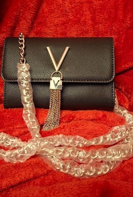 MARIO VALENTINO.Bags Tasche m Kette.17x13x5cm.VBS1R403G.Schwarz/Silber.NP-79,95 