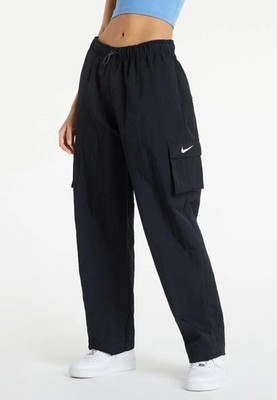 NIKE Sportswear Women's Medium Black Woven Nylon Essential Oversized Cargo Pants