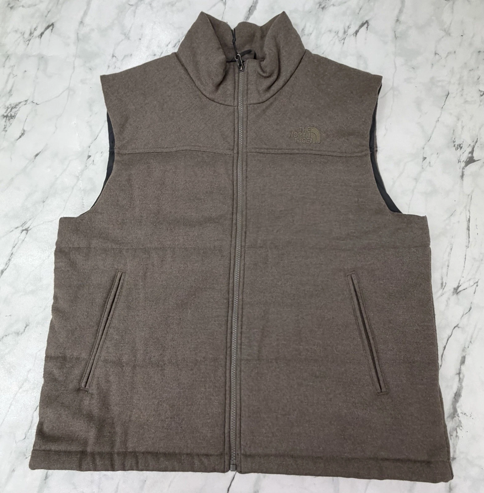The North Face Puffer Vest Men’s XL Brown Wool Insulated Winter Outdoor
Opens in a new window or tab