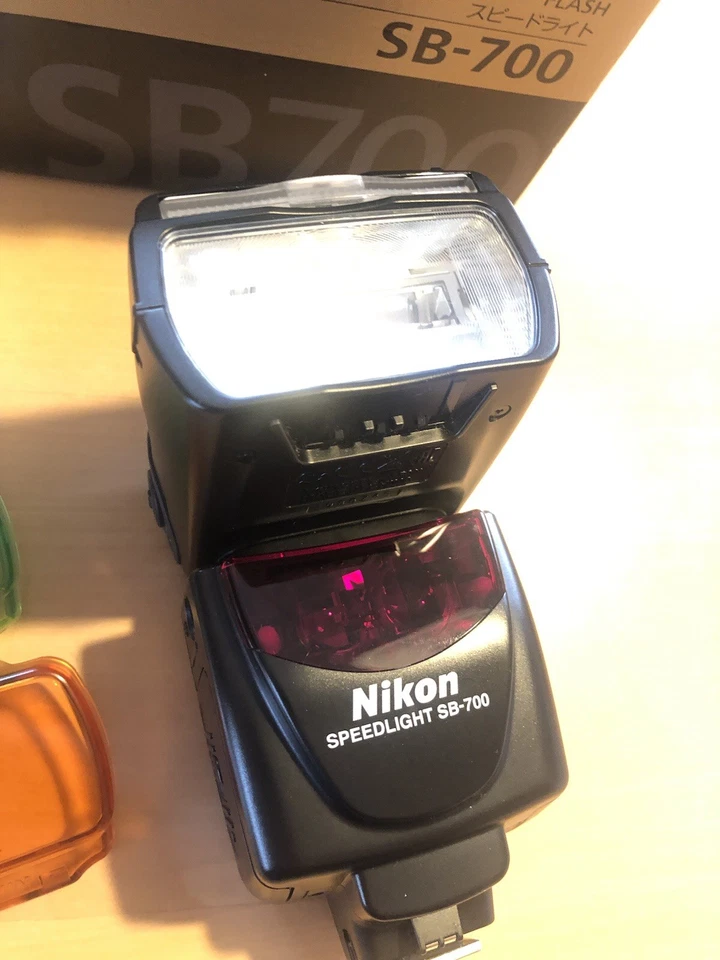 Nikon SB-700 Blitzgerät Speedlight Neu OVP - Bild 2 von 4