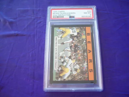 1985 TOPPS FOOTBALL #22 CHICAGO BEARS TEAM LEADERS WITH WALTER PAYTON PSA 8