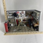 Picture 3 of 24