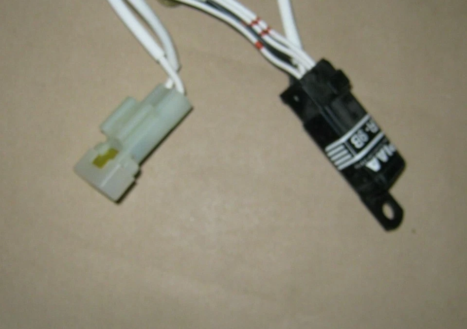 PIAA 40 SERIES WIRING HARNESS PART# 34042 SWITCH / FUSE/ RELAY/ HARNESS - Image 4 of 4