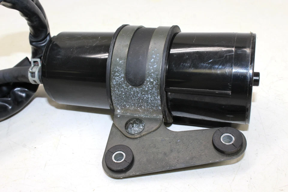 Suzuki GSXR750 2001 bote de emisiones de carbón de vapor evap Foto 4 de 4