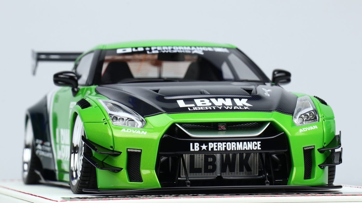 Nissan GTR R-35 Type 2 LBWK (Gloss Green) [Davis & Giovanni] 1/18