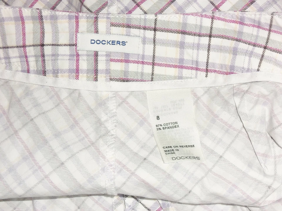 EXCELENTE SCOOTER/SKORT FEMININO DOCKERS CINZA CLARO XADREZ TAMANHO 8 - Imagem 3 de 3