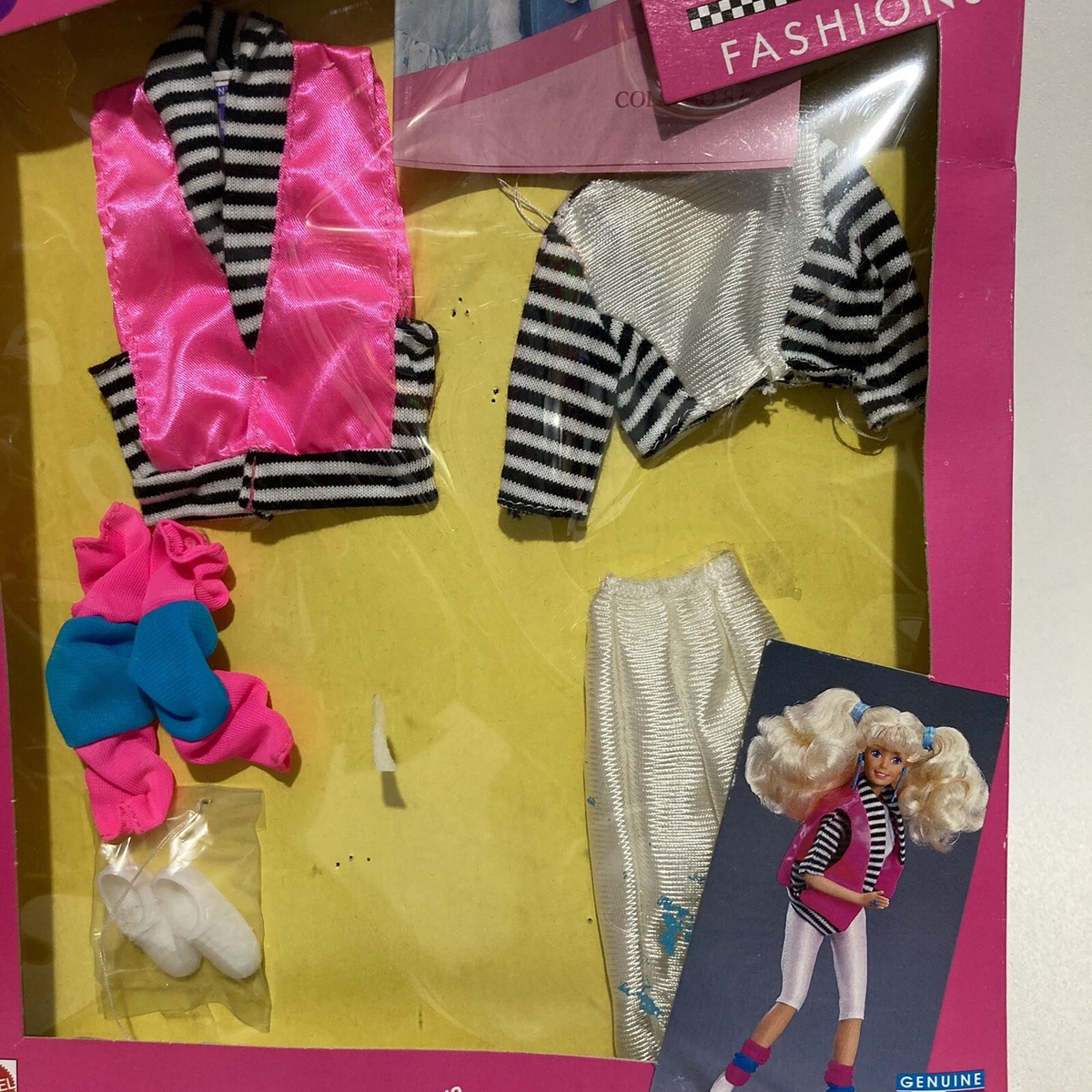 Barbie セットアップゴルフウェア Barbie I Can Be Sports Star Fashion Pack 2010 Mattel V3112