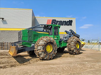 2017 John Deere 948L