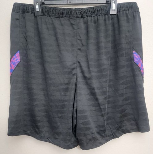 Pantalones cortos de fútbol Nike FC Barcelona Dri-Fit Strike para hombre talla mediana DB6938 014 - Imagen 4 de 5