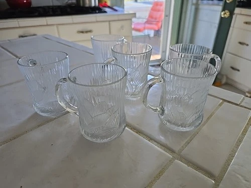 Vintage Arcoroc Canterbury Crocus Glass Coffee Mugs Set Of 6 Made In France