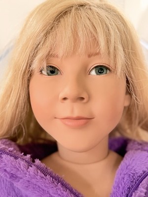 Elisabeth Lindner - Große Künstlerpuppe Josie 95cm / Götz Puppe