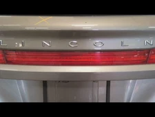 Tail Light Upper Liftgate Mounted Center Fits 15-19 MKC 703364