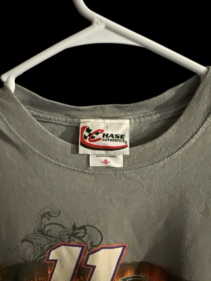 Camisa Nascar Hombre Pequeña Denny Hamlin Carreras Gráfico Persecución Auténtica Doble Cara Foto 3 de 4