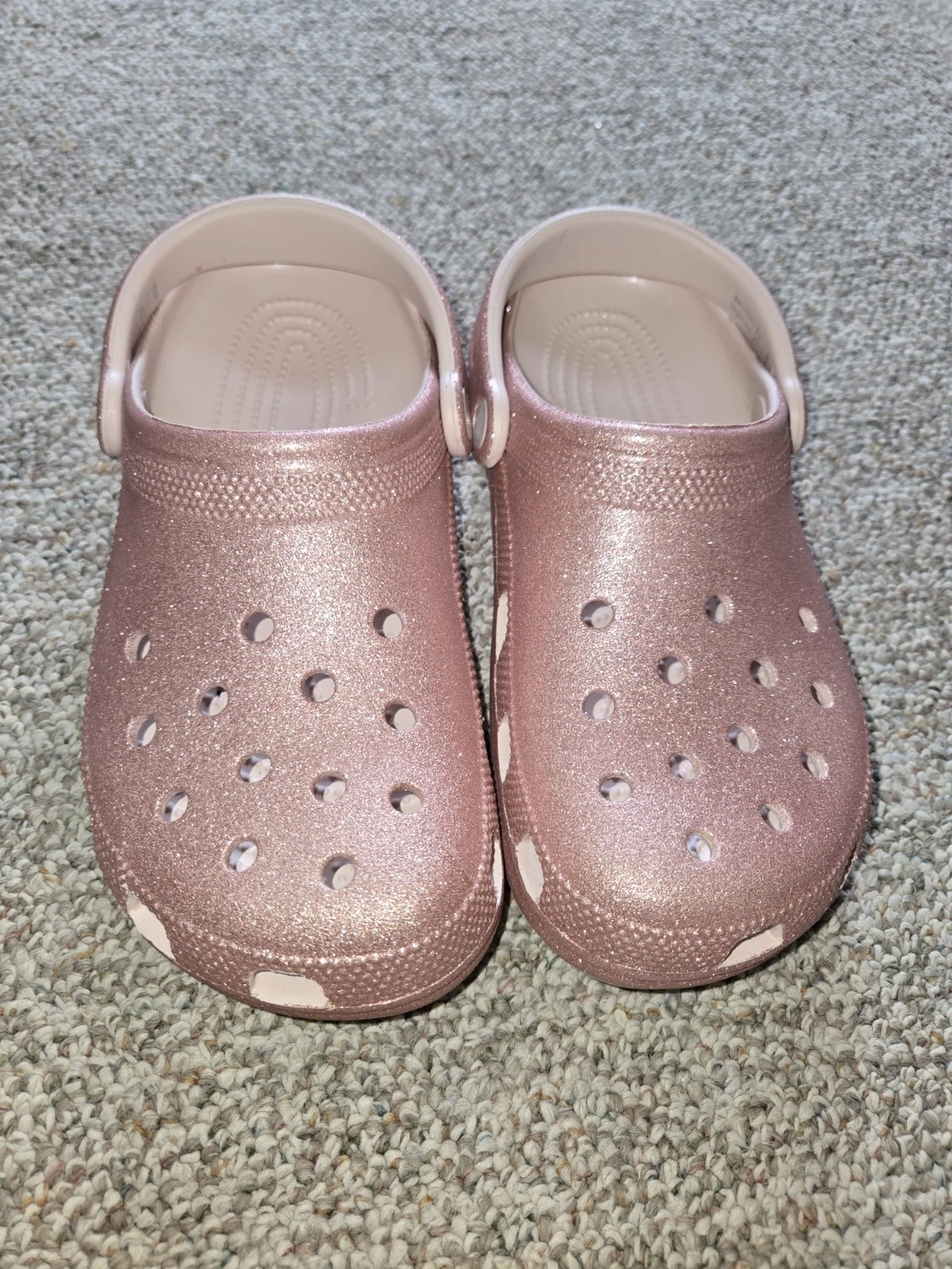 NWOT Crocs Classic PINK Iridescent Glitter Clog Shoes Womens 8 Mens6 Summer Pool