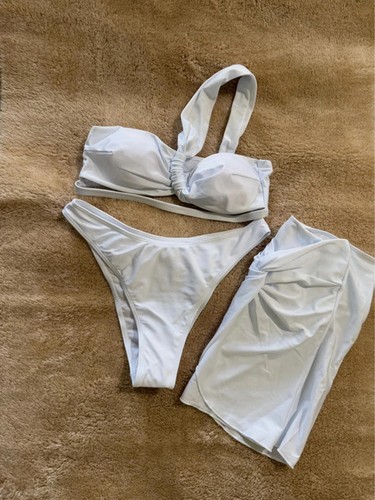 Ladies White 3-piece bikini set with skirt - Picture 3 of 4