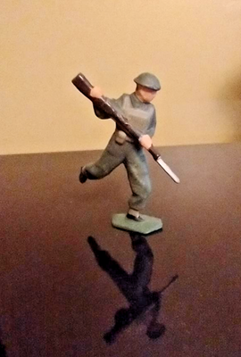 Herald, Britains e Britains Hong Kong - WW2 - Soldat de
