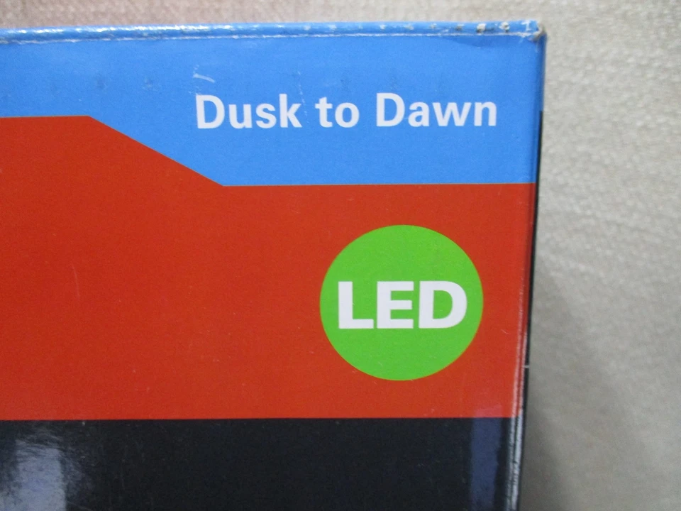 Halo Outdoor ALB Integrated LED Basic Area Light 250-Watt 4000 Lumens Gray - Image 4 of 4