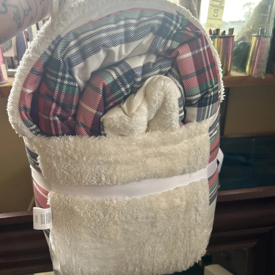 Juego de edredón de franela/sherpa para adultos de 3 piezas rojo tartain a cuadros tamaño completo/queen Foto 4 de 4