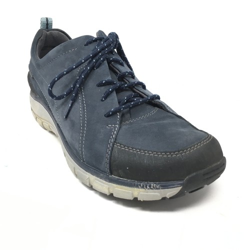 clarks waterproof sneakers