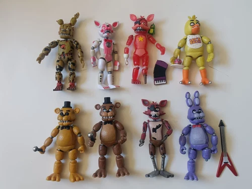 FIVE NIGHTS AT FREDDY’S ACTION FIGURE LOT SpringTrap | Foxy | Chica (Read)